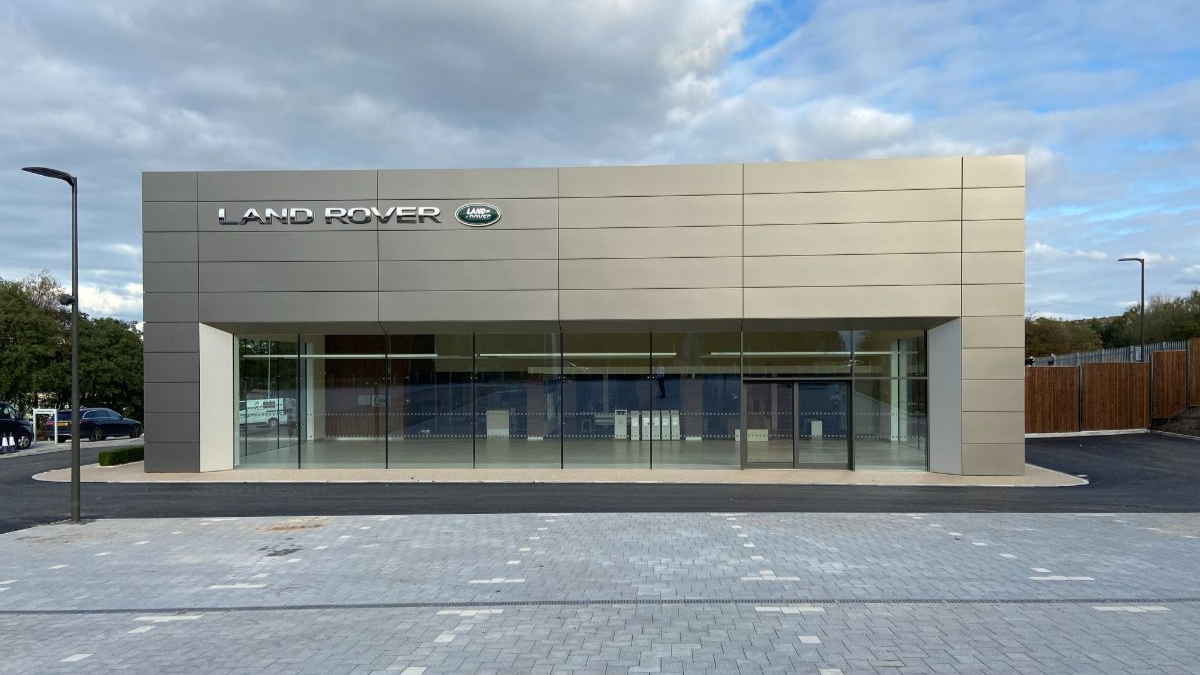 Nelson Land Rover Major investment completed at Farnell Land Rover Nelson - Business Up North