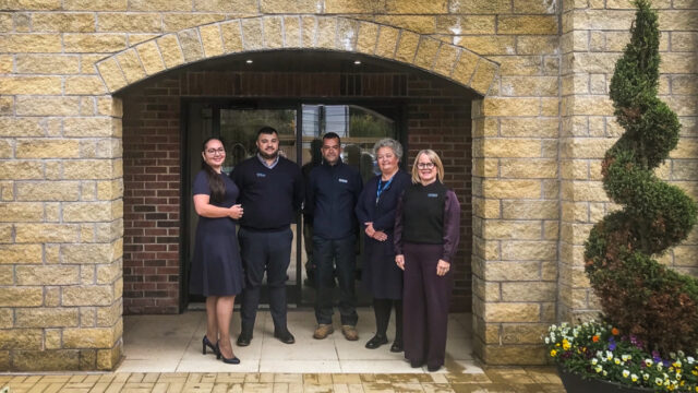 Members-of-the-new-team-at-Riverside-Gardens-small