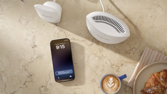 eero-Signal-Coffee-shop-counter1