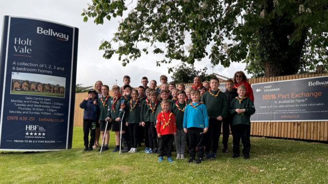 Rhosnesi-Scouts-benefit-from-donation-from-Bellway-SMALLER