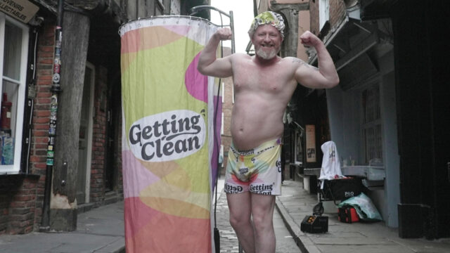 Chris-Sylvester-founder-of-Leeds-based-social-enterprise-Getting-Clean2s